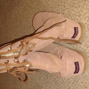Women's size 9 ukala boots tan